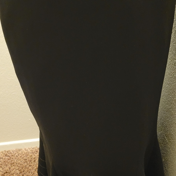 Relativo Black Midi Skirt size 46 - Picture 3 of 7
